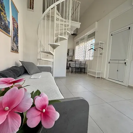 8 Lofts - - 1 * La Spezia