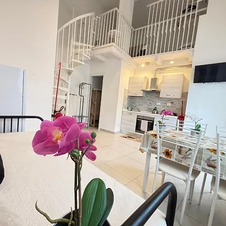 8 Lofts - - 1 Lejlighed La Spezia