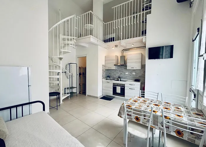 8 Lofts - - 1 Lejlighed La Spezia