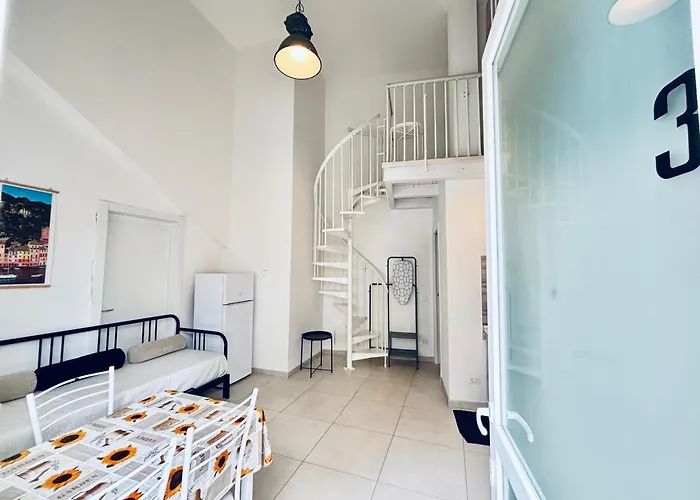 Διαμέρισμα 8 Lofts - - 1