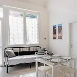Daire Melandra'S Home