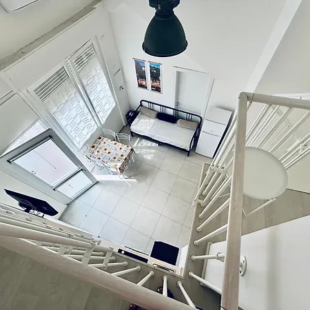 Appartement 8 Lofts - - 1 *