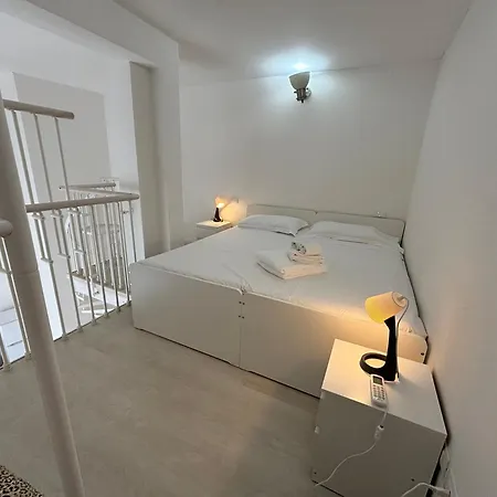 Melandra'S Home شقة لا سبيتسْيا