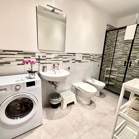 Apartment 8 Lofts - - 1 La Spezia